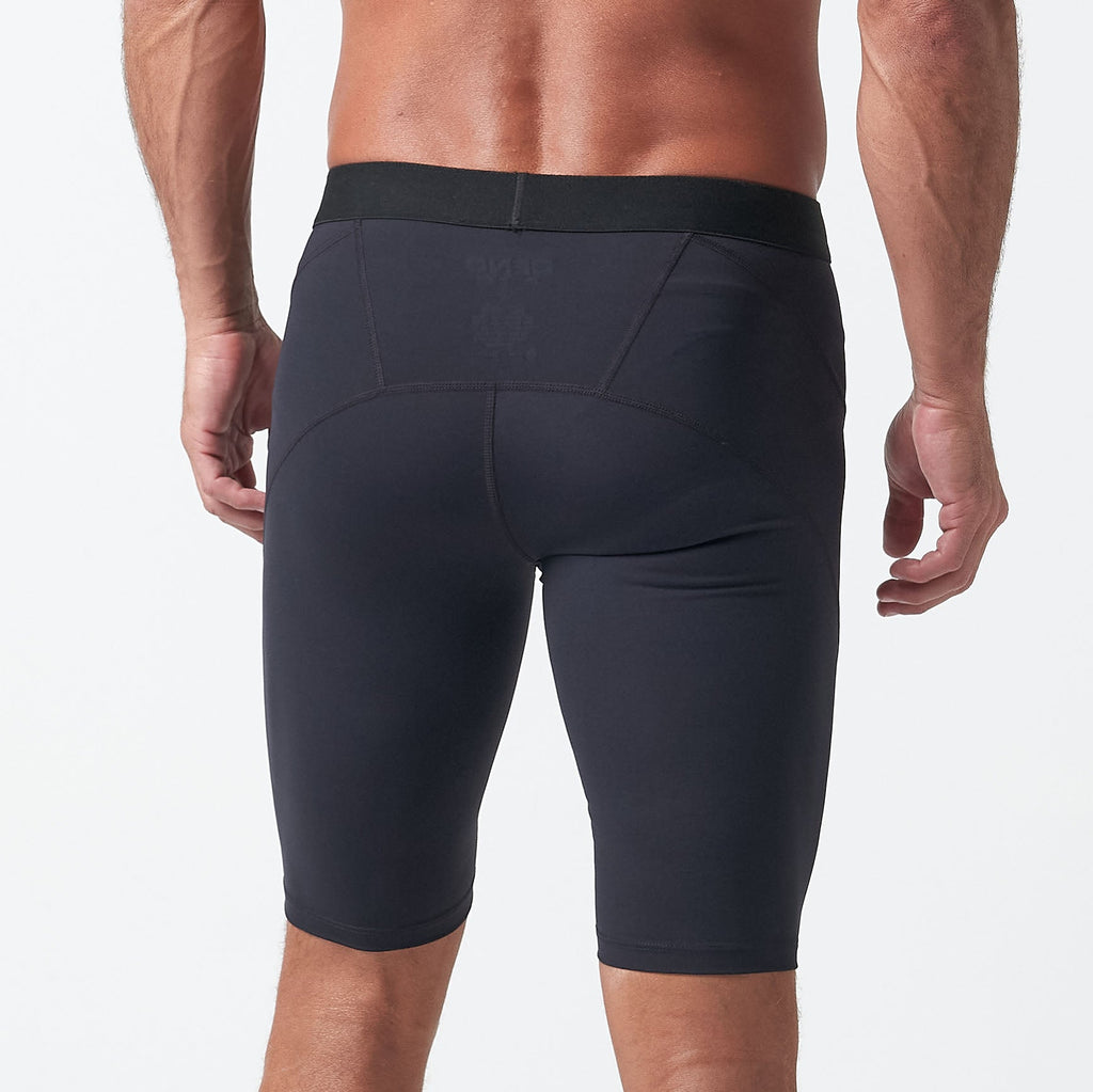 ACTIVE Ax COMPRESSION SHORTS